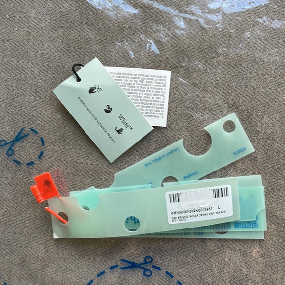 Off-White Mohair/Wool Logo Sweater (Large) LNWT - Picture 6 of 6